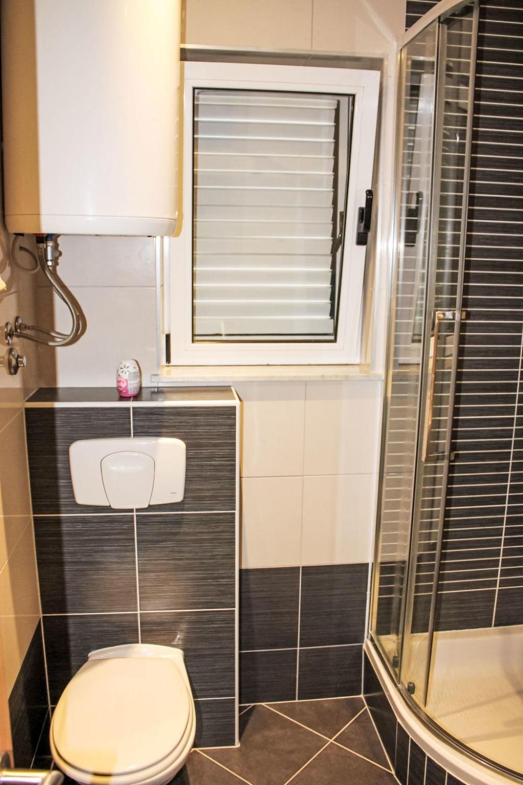 Apartment Silvia-2 By Interhome Makarska